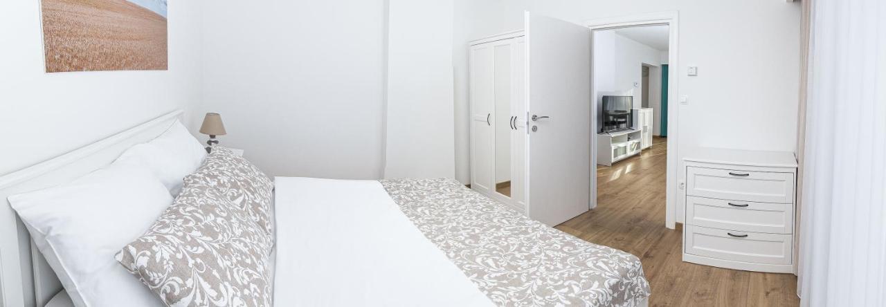 Apartmani ORION - Kasiopeja Vinkovci Bagian luar foto