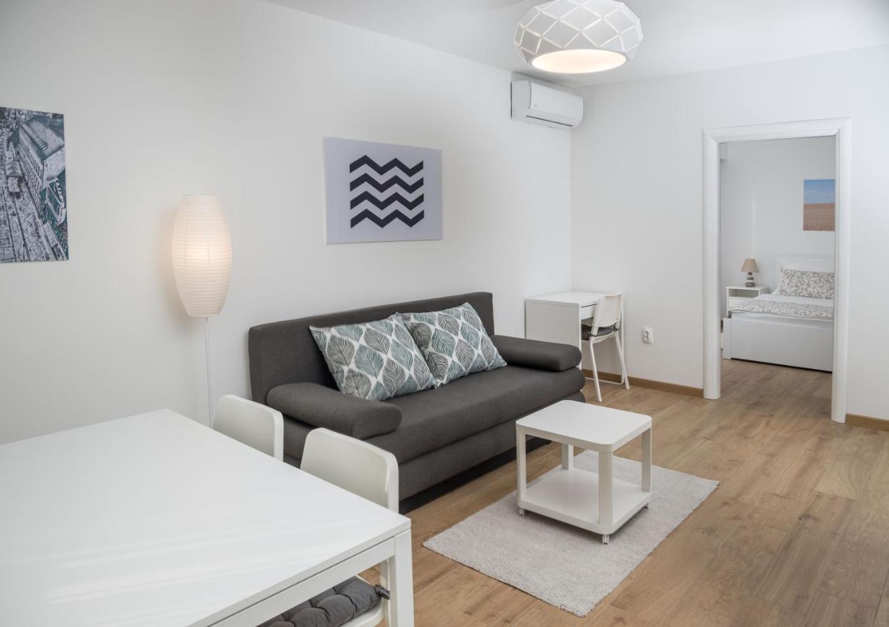 Apartmani ORION - Kasiopeja Vinkovci Bagian luar foto