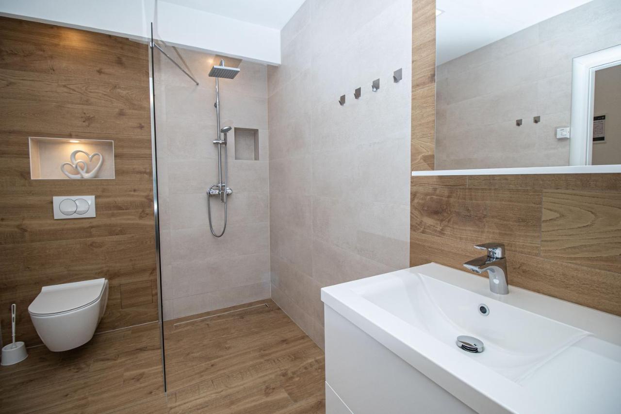 Apartmani ORION - Kasiopeja Vinkovci Bagian luar foto