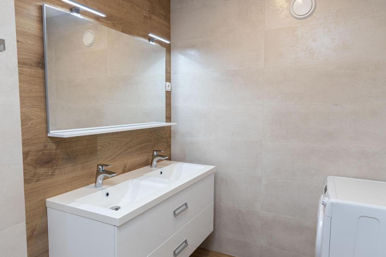 Apartmani ORION - Kasiopeja Vinkovci Bagian luar foto